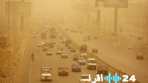 عودة العواصف الترابية تفرض ارتداء الكمامات مجدداً