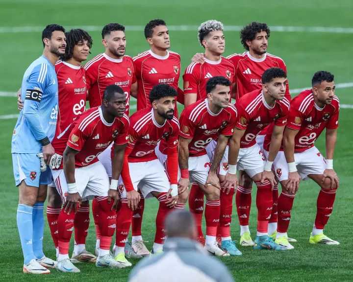 الكشف عن معلق قمة الأهلي والإسماعيلي المنتظر في الدوري المصري