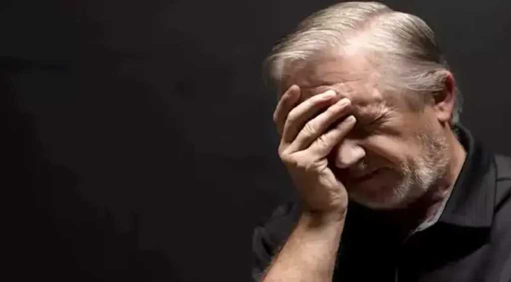 القهوة والشاي الأبحاث تكشف عن دورهما في مواجهة الخرف