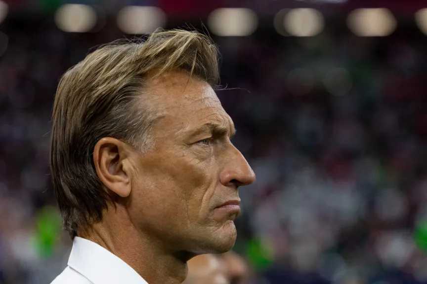 صدمة مدوية في الشارع السعودي رينارد يستدعي نجمًا “كان خارج الحسابات” قبل المونديال