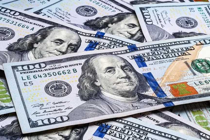 سعر الدولار مقابل الجنيه المصري في نهاية تعاملات اليوم واصل ارتفاعه إلى مستويات جديدة