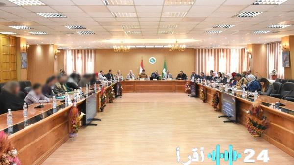 محافظ الشرقية يوجه باتخاذ خطوات سريعة لإنهاء إجراءات دعم تكافل وكرامة وتوفير فرص عمل جديدة في القطاع الخاص