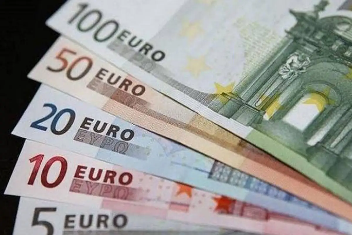 «إضاءات مالية» أسعار اليورو تنهي تعاملات الجمعة 20 فبراير على مستويات حاسمة