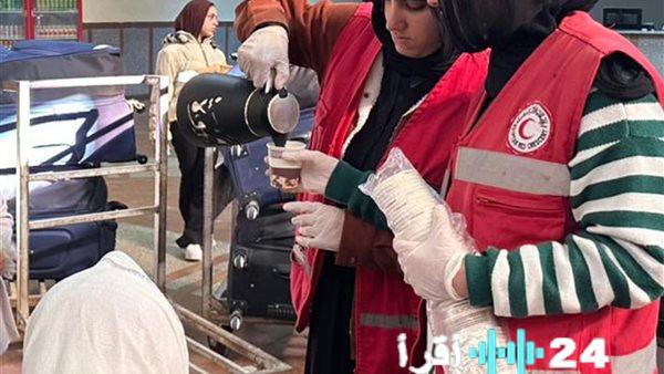 الهلال الأحمر المصري يمد شريان الحياة لمرضى وجرحى غزة