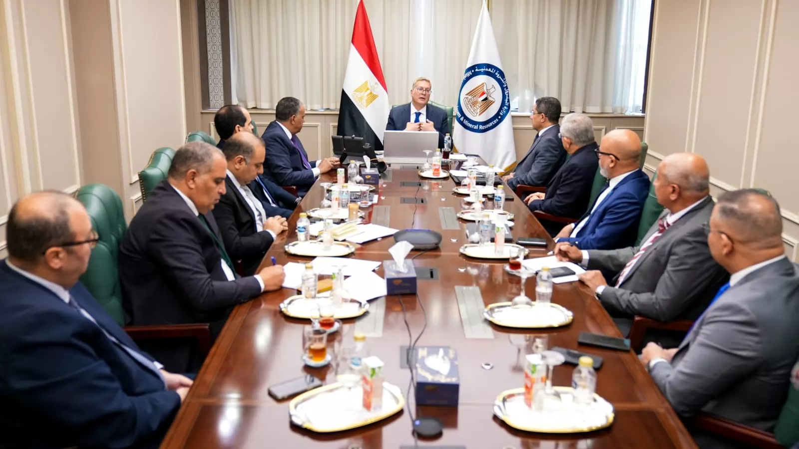 «استثمار في المستقبل» وزير البترول يتباحث مع قادة الشركات العالمية حول تطوير تكنولوجيا الحفر