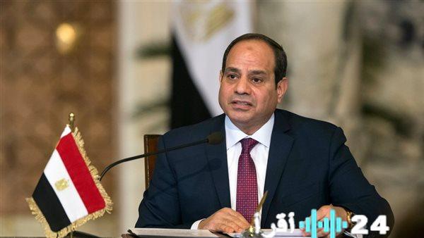 الرئيس السيسي يؤدي صلاة الفجر من قلب الأكاديمية العسكرية المصرية