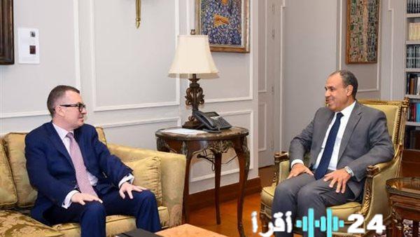 الخارجية والتخطيط يوحدان الجهود لتعزيز الاستثمارات والشراكات العالمية