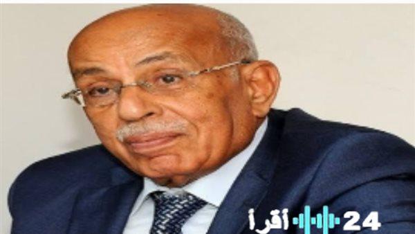 شيخ الأزهر ينعى الدكتور مفيد شهاب أحد أبرز أعلام القانون الدولي والرمز الوطني