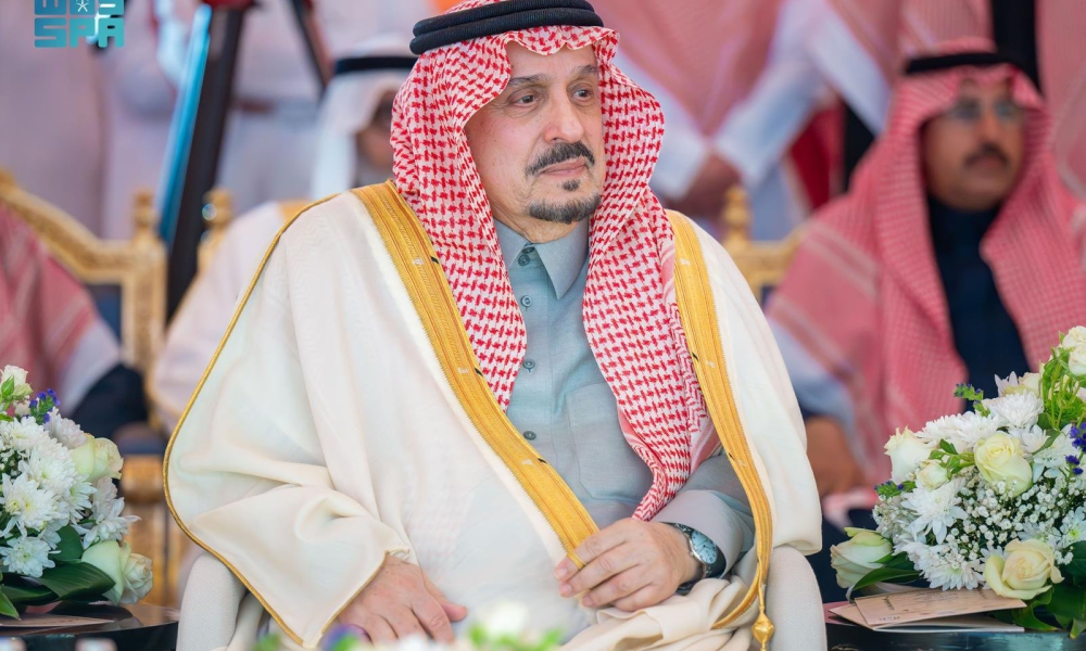 أمير الرياض يتوج نخبة الحفاظ الفائزين بجائزة الملك سلمان للقرآن في دورتها السابعة والعشرين