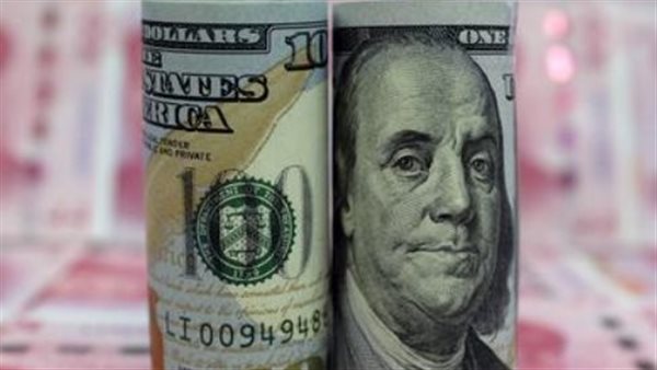 الدولار يحافظ على استقراره في بنوك مصر مطلع تعاملات الأحد