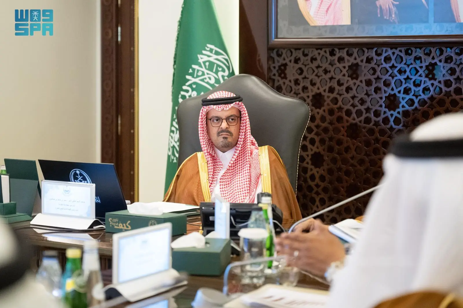 نائب أمير مكة المكرمة يترأس اجتماع اللجنة الدائمة للحج والعمرة