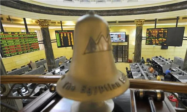 «هل تخف حدة التداول في رمضان؟» خبير يؤكد استمرار الاتجاه الصاعد للبورصة وتغير السيولة بين القطاعات