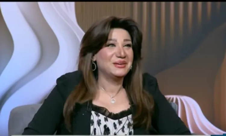 كاميليا تفجر مفاجأة: مليوني دولار ثمن زواجها برجل أعمال خليجي وتخليها عن زوجها