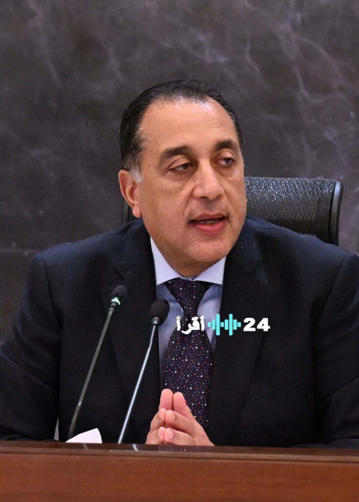 «نحو خدمة أفضل» رئيس الوزراء يدفع بملف رقمنة منظومة التأمين الصحي الشامل لتعزيز جودة الرعاية وسهولة الوصول إليها