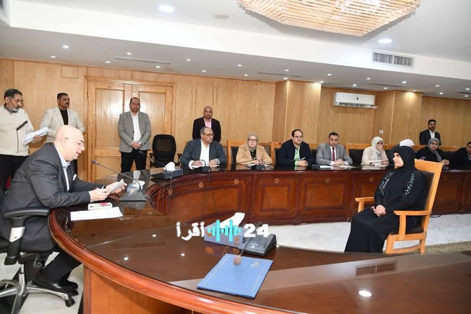 محافظ الفيوم يؤكد على أهمية الحماية الاجتماعية وتوفير فرص العمل وتنمية الشباب