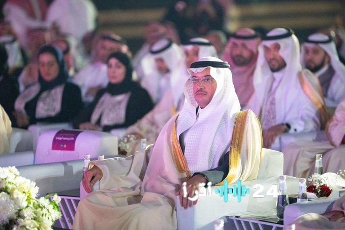 محافظ الأحساء يشارك الأهالي احتفالات يوم التأسيس الكبرى