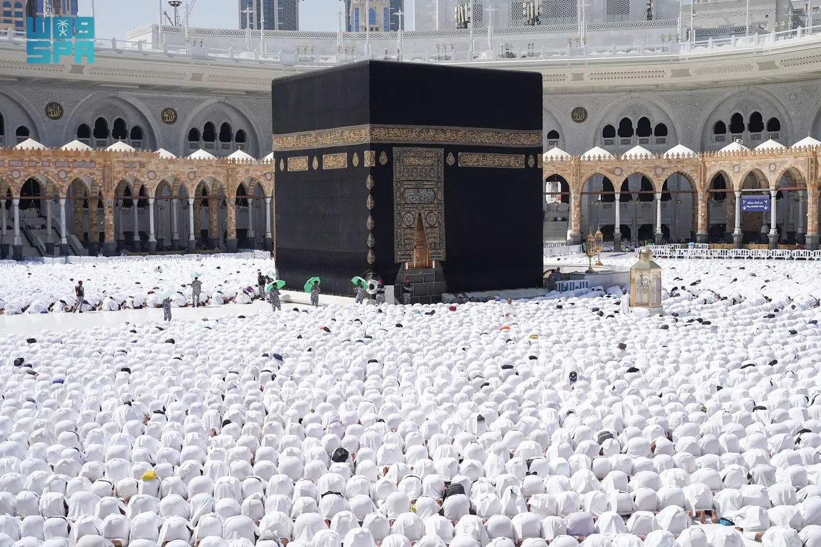 خطيب الحرم المكي يؤكد: الصيام غاية للتقوى وضبط للجوارح عن محارم الله