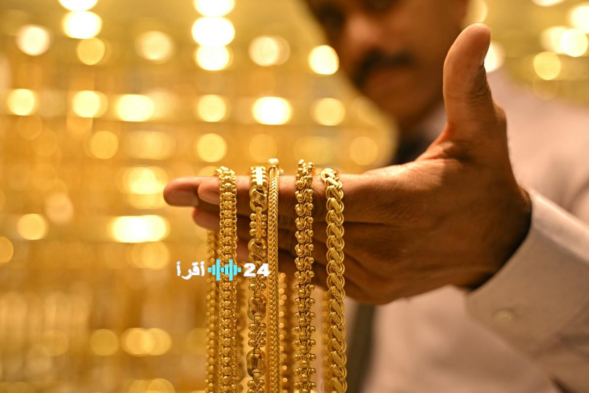 «توقعات متقلبة لأسعار الذهب في ظل تصاعد التوترات بين أميركا وإيران والعجز التجاري الأمريكي يصل إلى 901 مليار دولار في 2025»