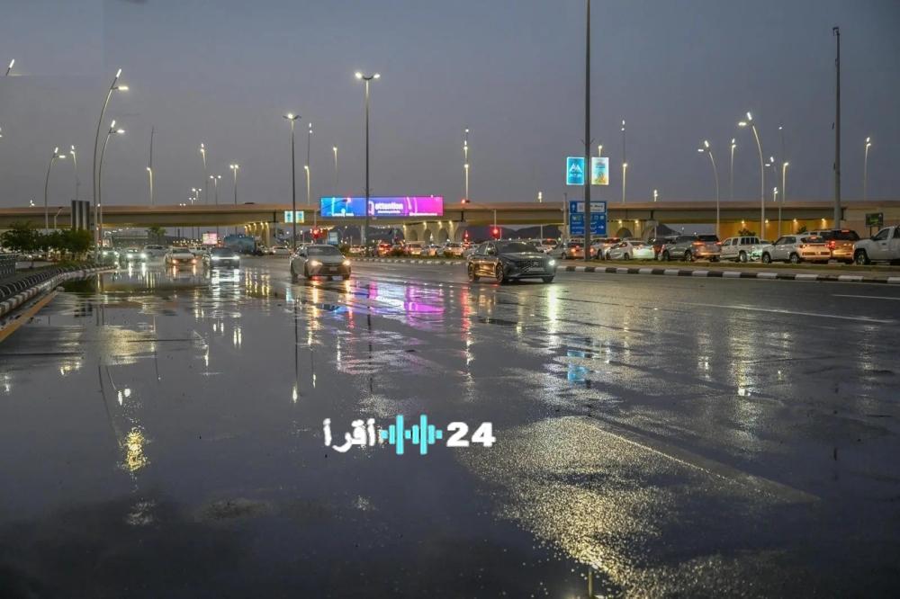 توقعات الطقس في السعودية ليوم الأحد تشمل أمطارًا وضبابًا ورياحًا مثيرة للأتربة