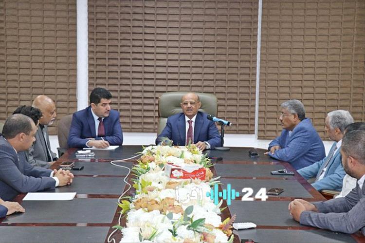 «استقرار سعر الصرف في مقدمة الأولويات… نفي قاطع لأي تحريك للعملة»