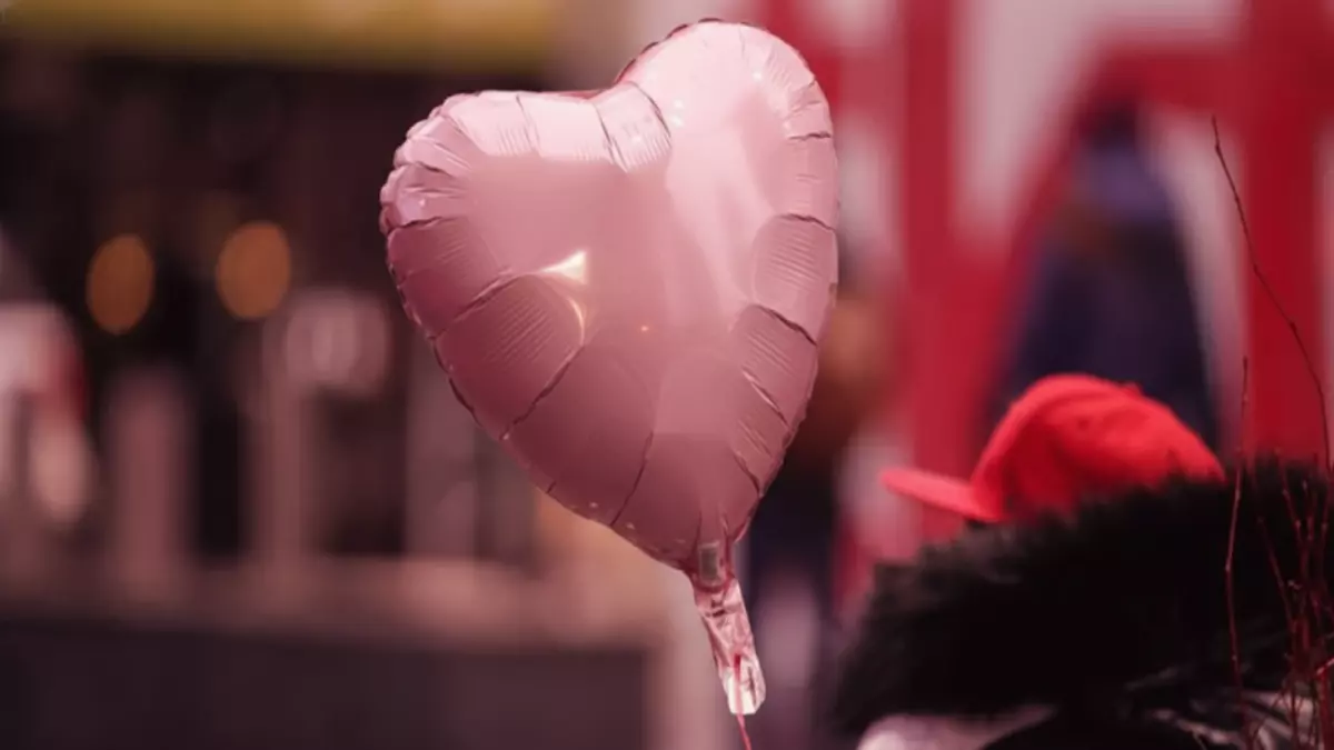 الأبراج الأكثر حظًا في عيد الحب 2026 الأسد والميزان يتصدران القائمة بمكاسب مالية غير متوقعة