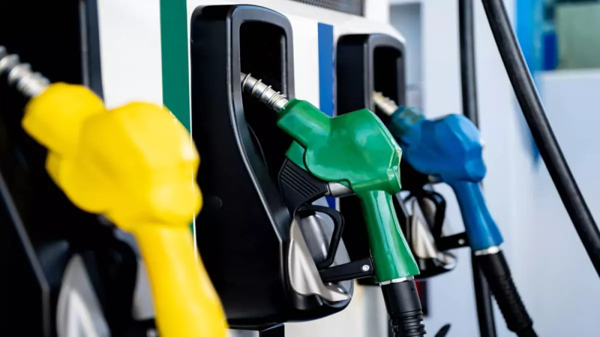 «صدمة الديزل تثير التساؤلات» أسعار الوقود في السعودية فبراير 2026 الديزل يقفز 8% والبنزين يثبت ما سر التباين بينهما؟