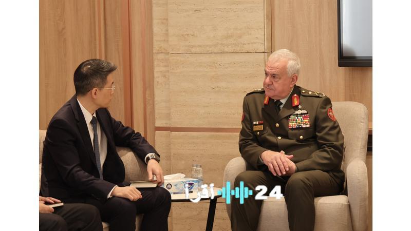 الحنيطي يستقبل فريقاً من شركة “نورينكو” الصينية