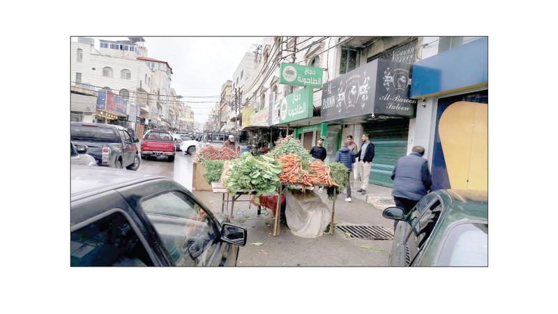 «حركة سوقية جديدة» الرواتب تضخ الحيوية وتلهب التسوق في عجلون