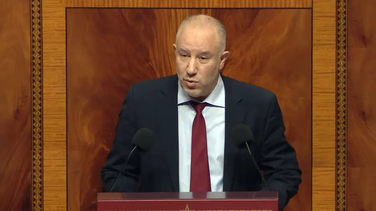 إبراهيمي يكشف مؤامرة الحكومة وكبار التجار ضد المواطنين والفلاحين