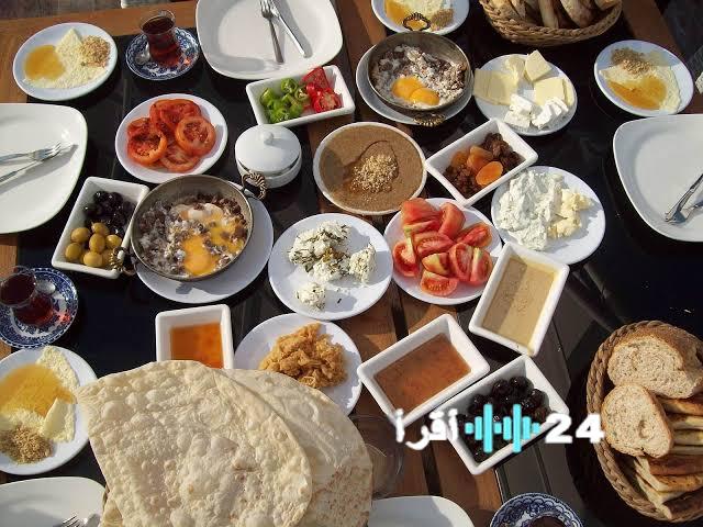 «استمتع بصحة مثالية خلال رمضان!» اكتشف الوجبات التي ترطب جسمك وتدعم صحتك طوال اليوم!