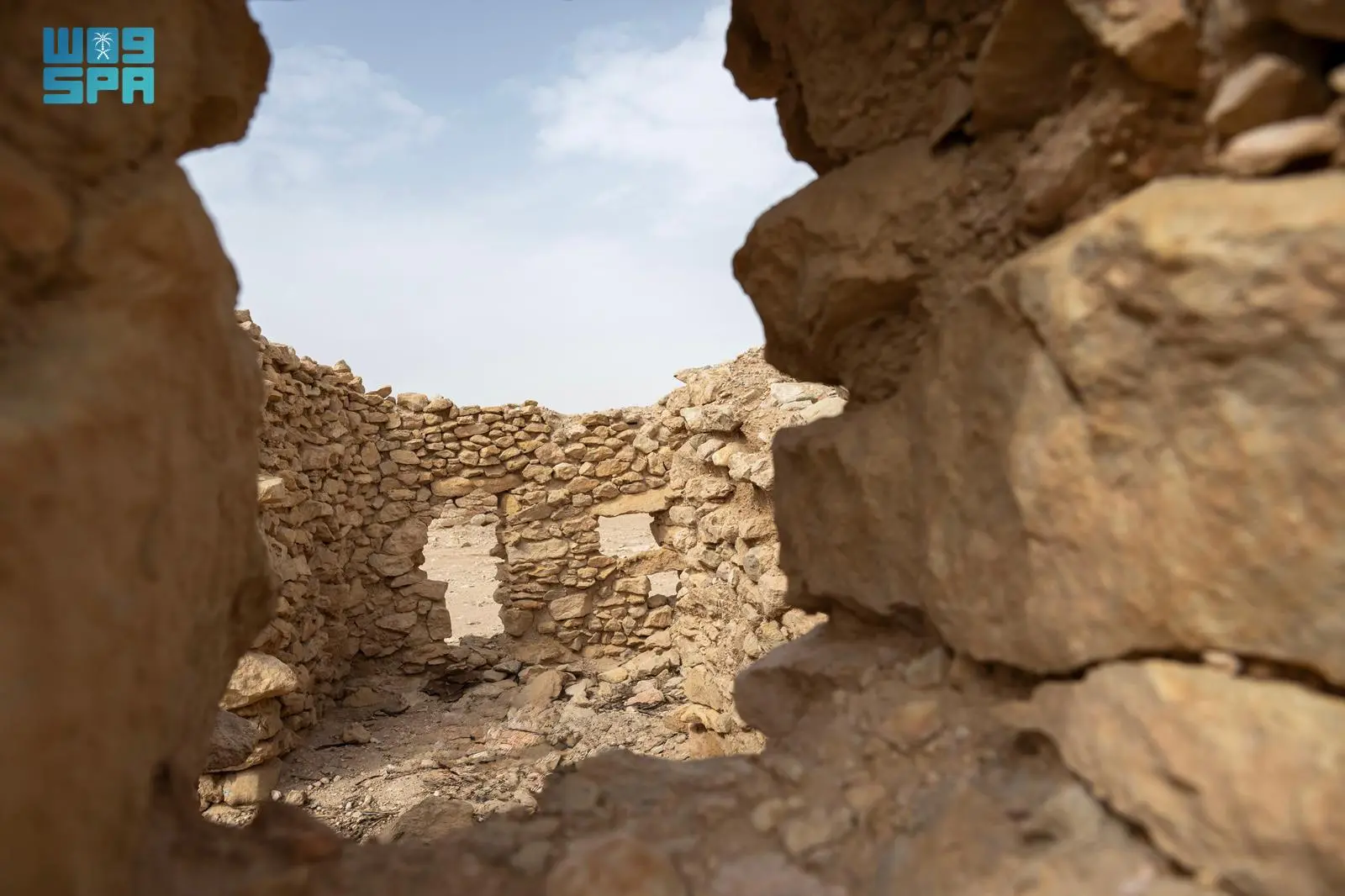 أم رضمة: شريان البادية النابض وحارسة الذاكرة التاريخية