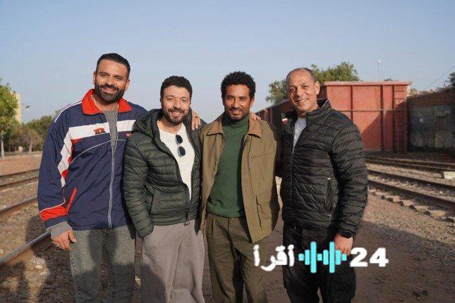 «بالصور.. نظرة أولى من قلب كواليس “إفراج”» عمرو سعد وعمر السعيد والمخرج أحمد خالد موسى يلهبون الأجواء أثناء تصوير المسلسل المنتظر
