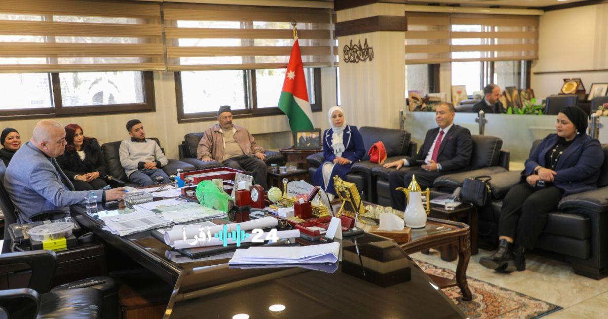 «إربد تقرر الاستثمار في مستقبلها» بلدية إربد تقر خفض رواتب الموظفين لـ 51% وتخصص الوفورات لمشاريع البنية التحتية