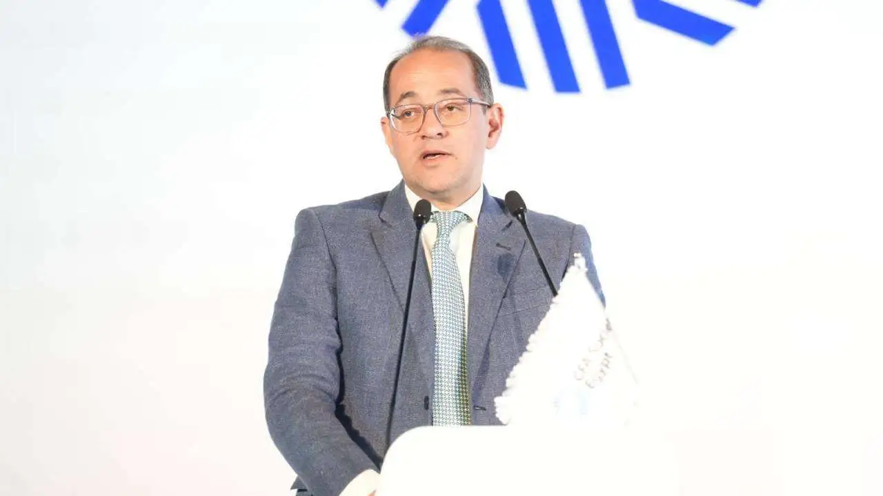 «انعكاس التغيرات: السياسات المالية تجذب الاستثمارات وتعزز الاقتصاد»