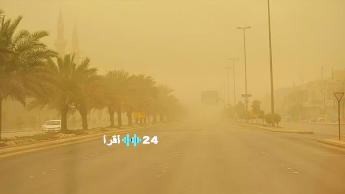 الأرصاد الجوية تصدر تحذيرًا من عواصف ترابية تعصف بمنطقة الرياض