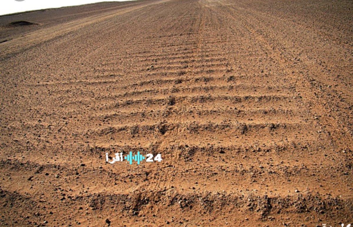 كشف السر: لماذا تتشكل تموجات البطناج على الطرق الوعرة؟