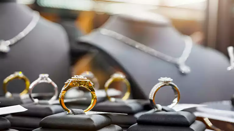 تراجع أسعار الذهب في مصر خلال جلسات المساء اليوم 1 فبراير 2026