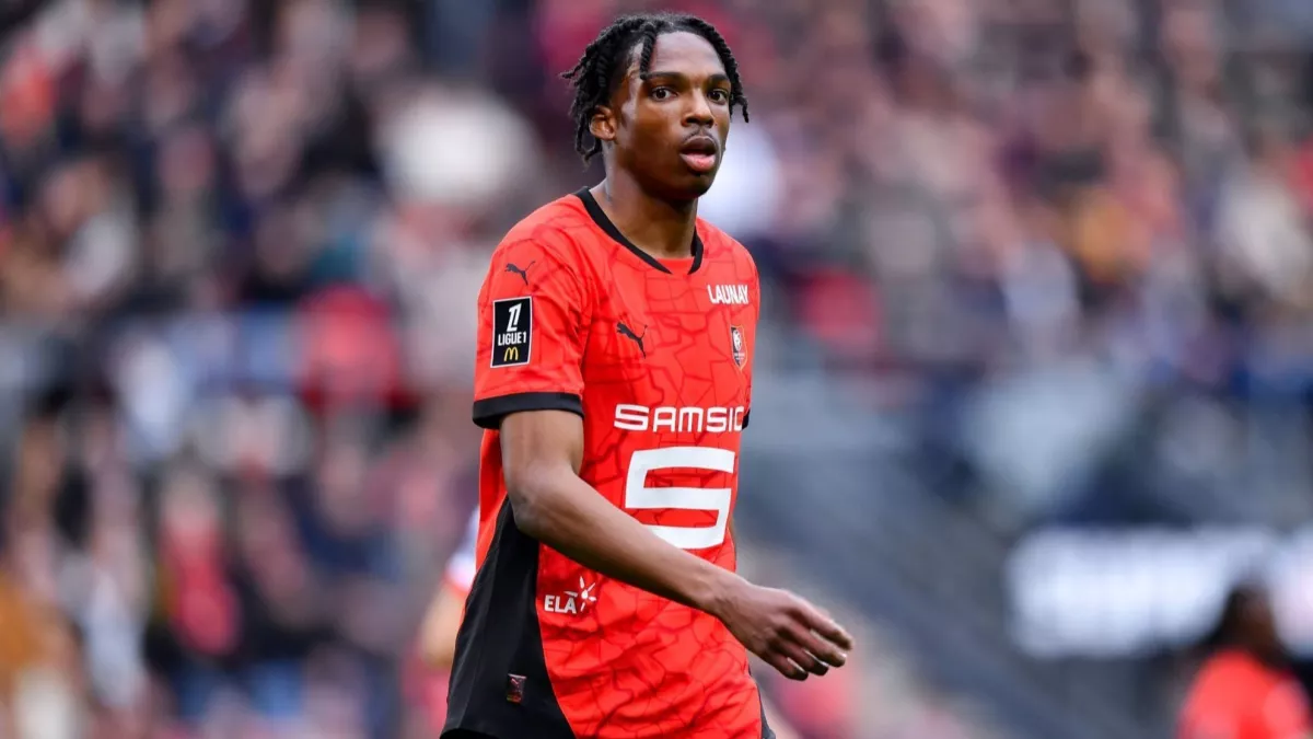 ليفربول يحسم موقعة تشيلسي ويقترب من إبرام صفقة الموسم