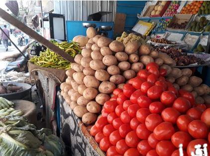 أسعار الخضروات والفواكه في الأسواق يوم الجمعة