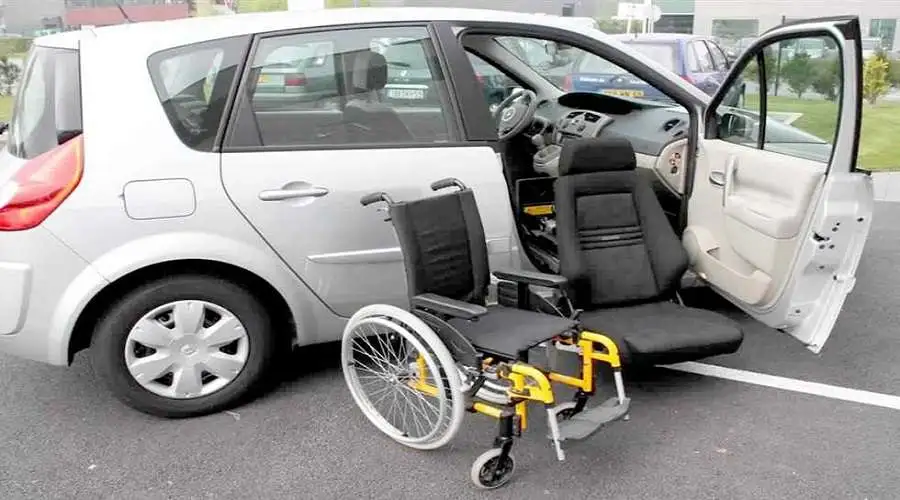 «مصر بحاجة لمزيد من الدعم لذوي الهمم» مصطفى بكري يتحدث عن تحديات سيارات المعاقين