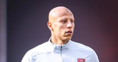 «دفاع الأهلي في مهب التغيير…» عمرو الجزار يتأهب لقيادة خط دفاع الأهلي أمام الجونة