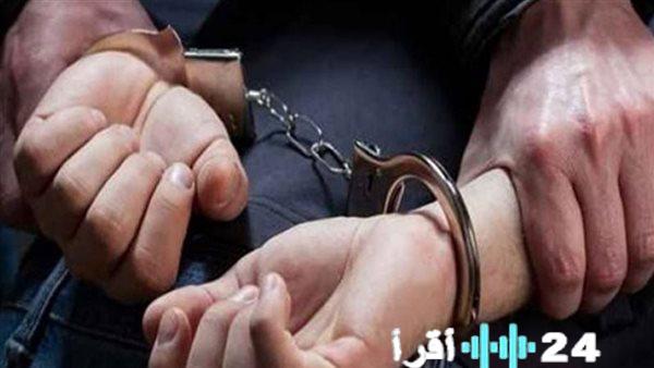 <p><strong>بالخصوص الأمن يطيح بلص هواتف بالإكراه ومروج أسلحة ومخدرات</strong></p>