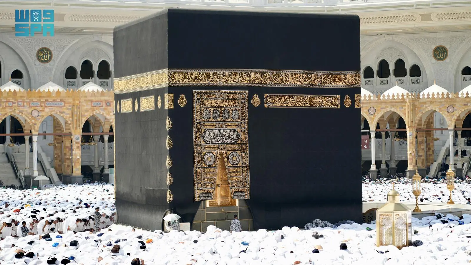 منصة المسجد الحرام المتكاملة: رؤية استراتيجية لتعزيز عالمية الرسالة الدينية