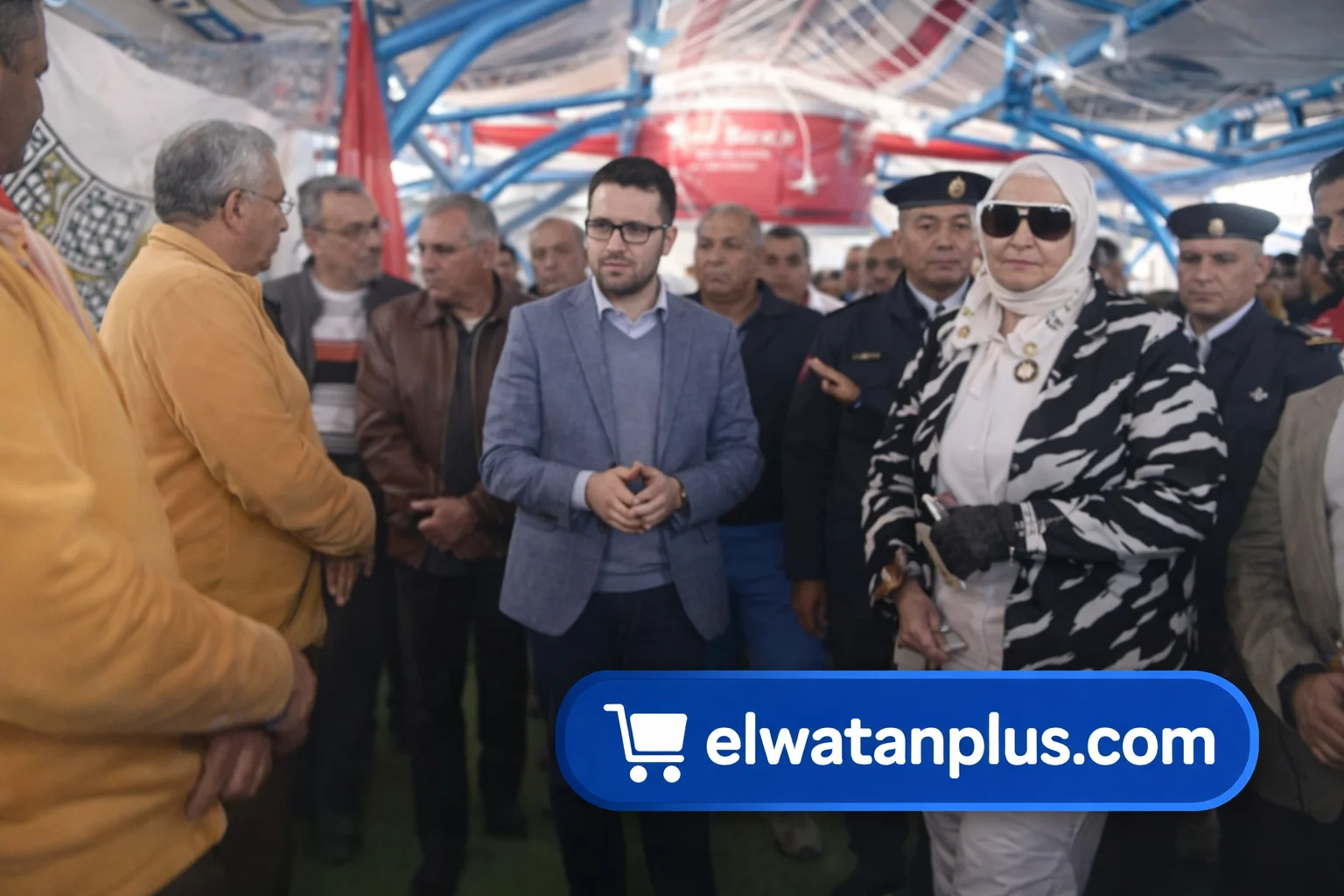 نائب محافظ مطروح يجري جولة ميدانية في سوق مرسى مطروح ومعرض أهلاً رمضان لمراقبة الأسعار