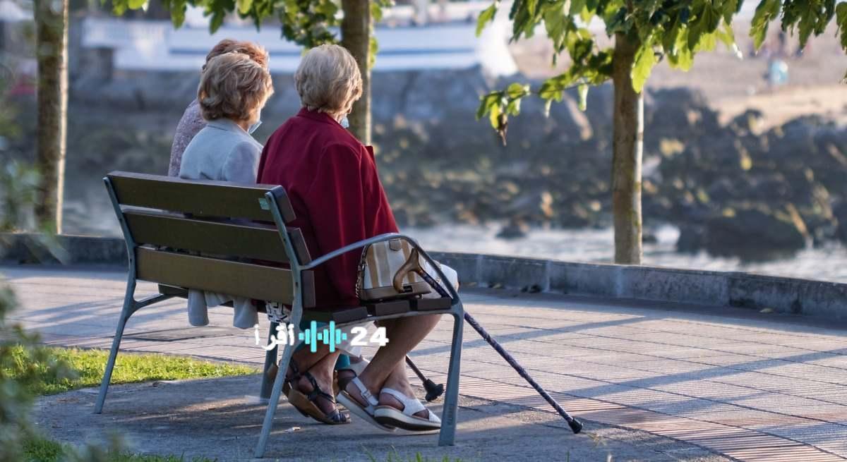 الضمان الاجتماعي يعلق معاشات التقاعد للمقيمين الإسبان في الخارج غير الملتزمين بالإجراء حتى مارس 2026