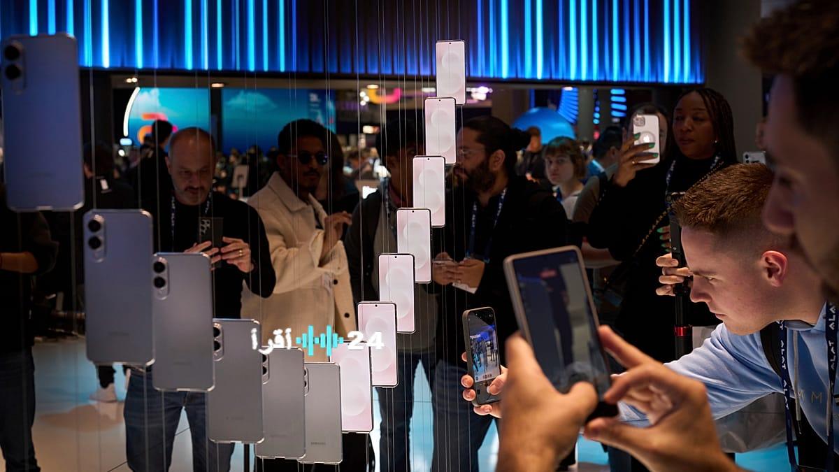 المؤتمر العالمي للجوال 2026 يطلق عصر الهواتف الروبوتية وينذر أوروبا بخطر التخلف عن سباق 5G