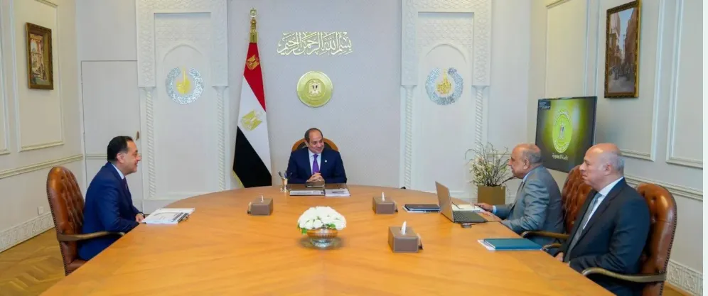 الحكومة تؤكد عدم قطع الكهرباء صيفًا مقابل زيادة أسعارها