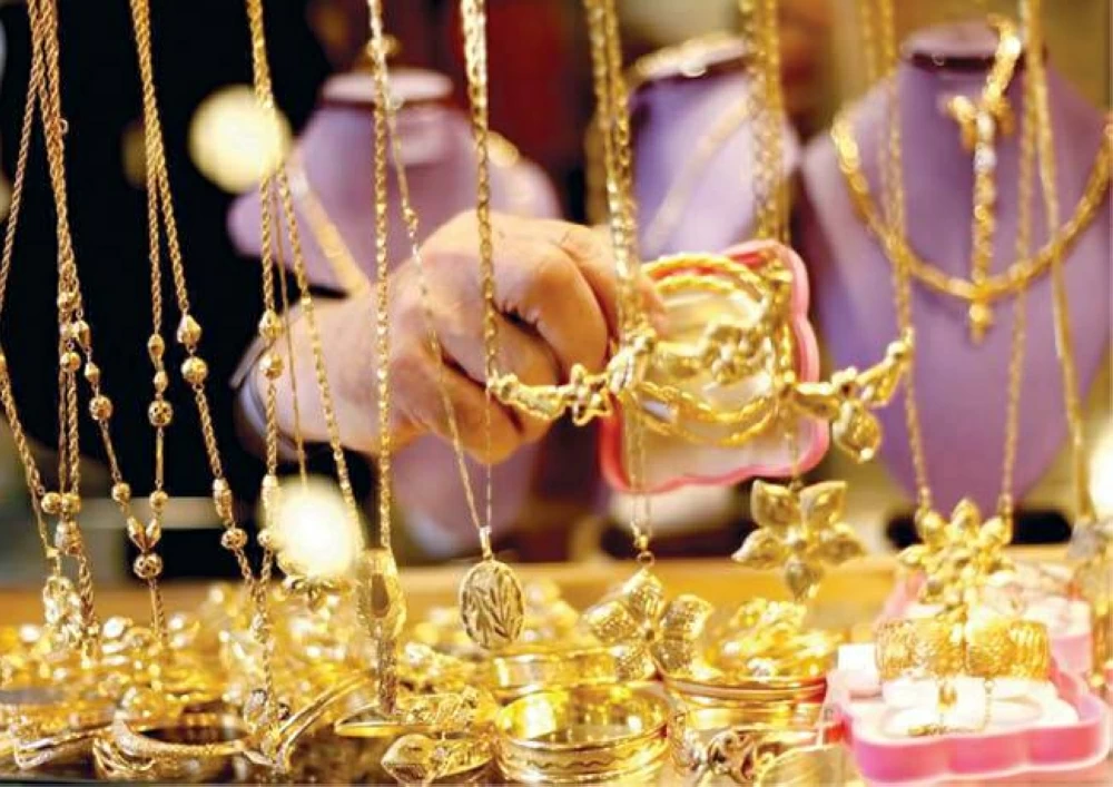 «سعر الذهب يضرب بقوة: 21 يشهد قفزة تاريخية تتجاوز 7 آلاف جنيه»