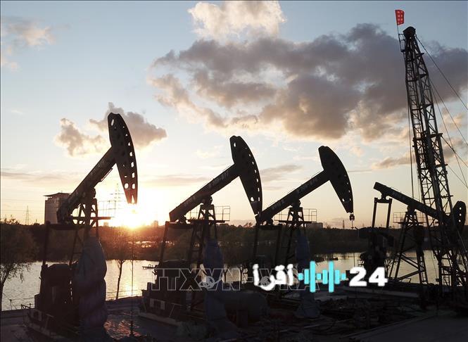 «ارتفاع كبير في أسعار النفط بنسبة 10% يهدد بوصول البرميل إلى 100 دولار»