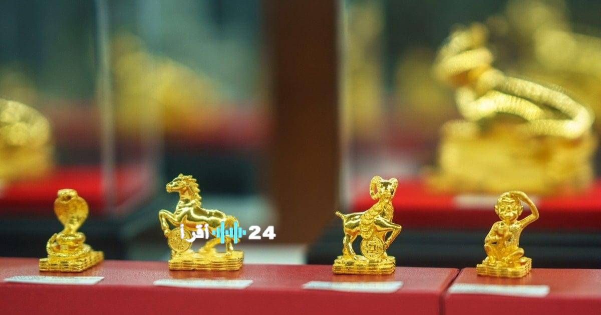 سعر الذهب في شركة SJC يرتفع بمقدار 14 إلى 15 مليون دونغ فيتنامي مقارنة بنهاية الشهر